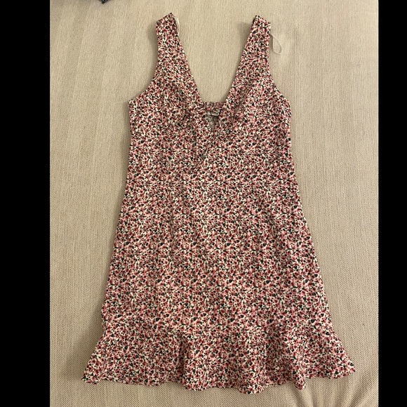 Zara Floral Dress, worn once - Picture 2 of 5